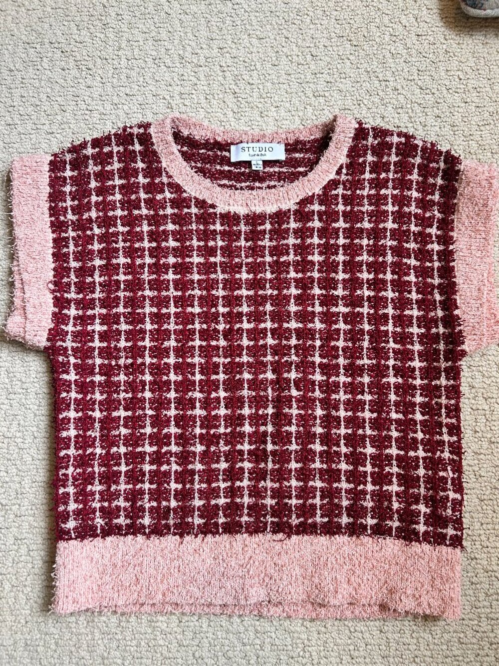 sleeveless sweater, great for fall